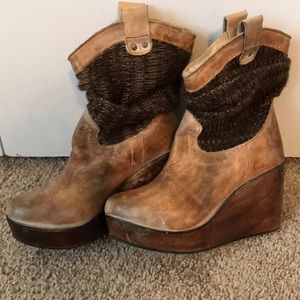 BedStu Sweater Wedge